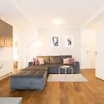 Baltic-Suite I - Versteck Am Strom